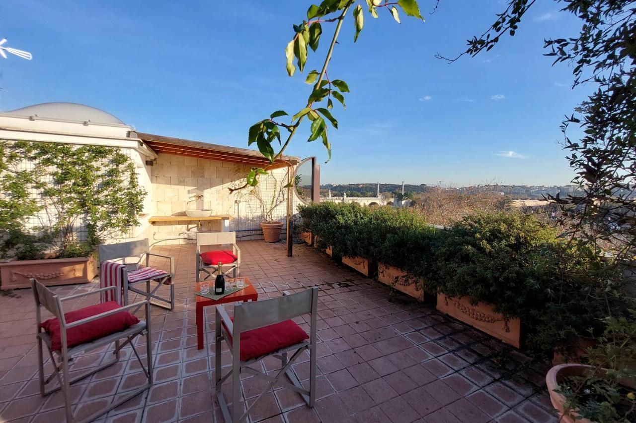 Beautiful Loft In Ponte Milvio With Terrace Apartment โรม ภายนอก รูปภาพ