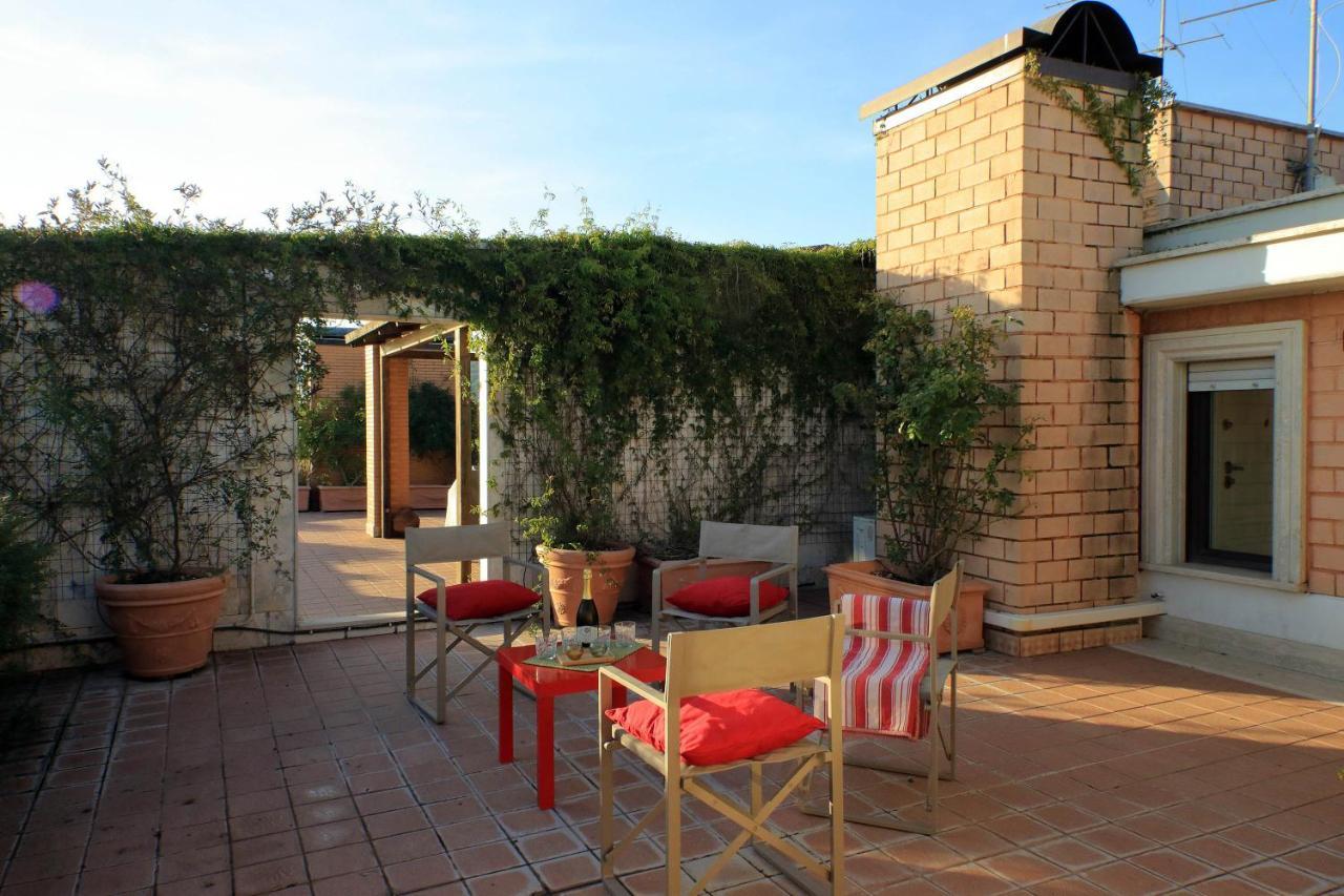 Beautiful Loft In Ponte Milvio With Terrace Apartment โรม ภายนอก รูปภาพ
