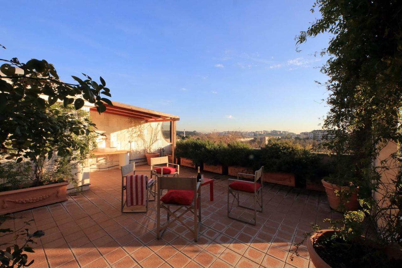 Beautiful Loft In Ponte Milvio With Terrace Apartment โรม ภายนอก รูปภาพ