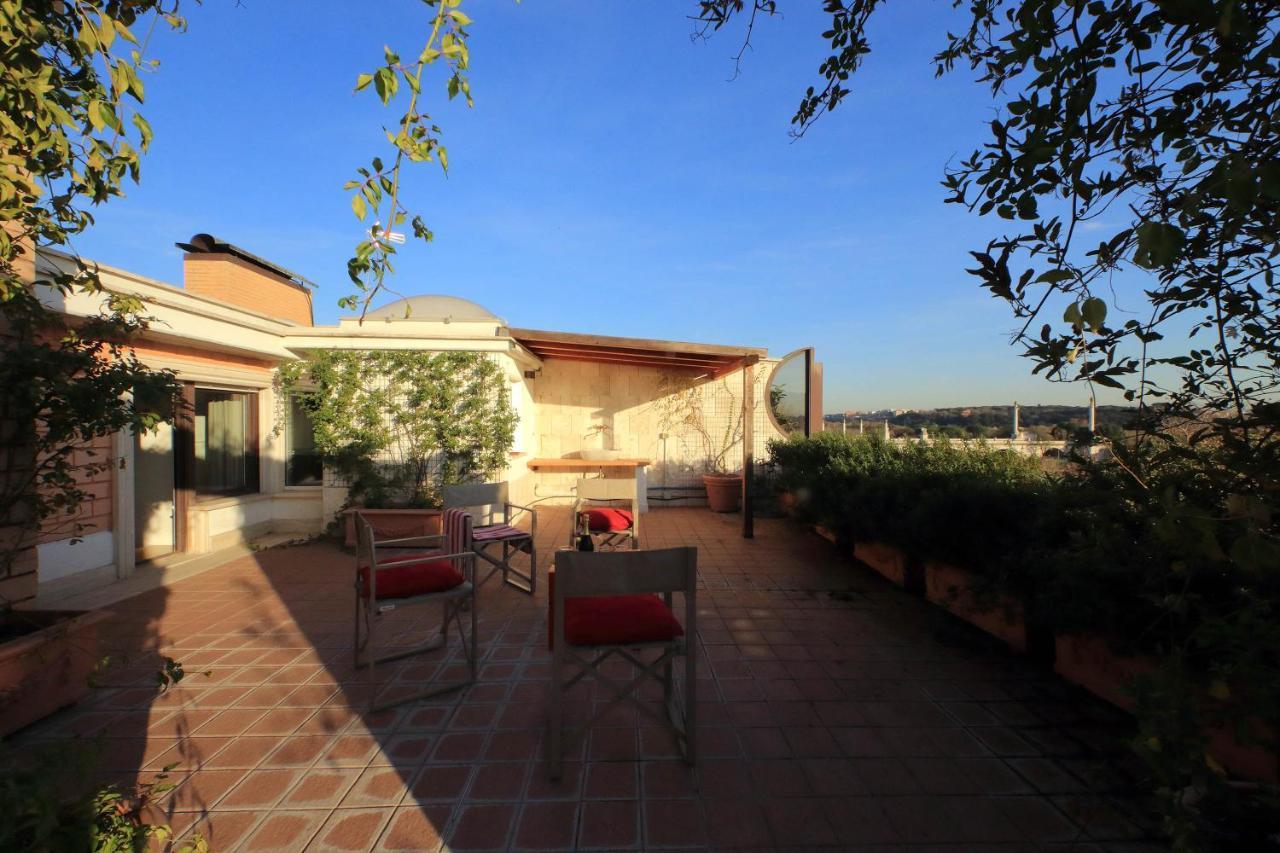 Beautiful Loft In Ponte Milvio With Terrace Apartment โรม ภายนอก รูปภาพ